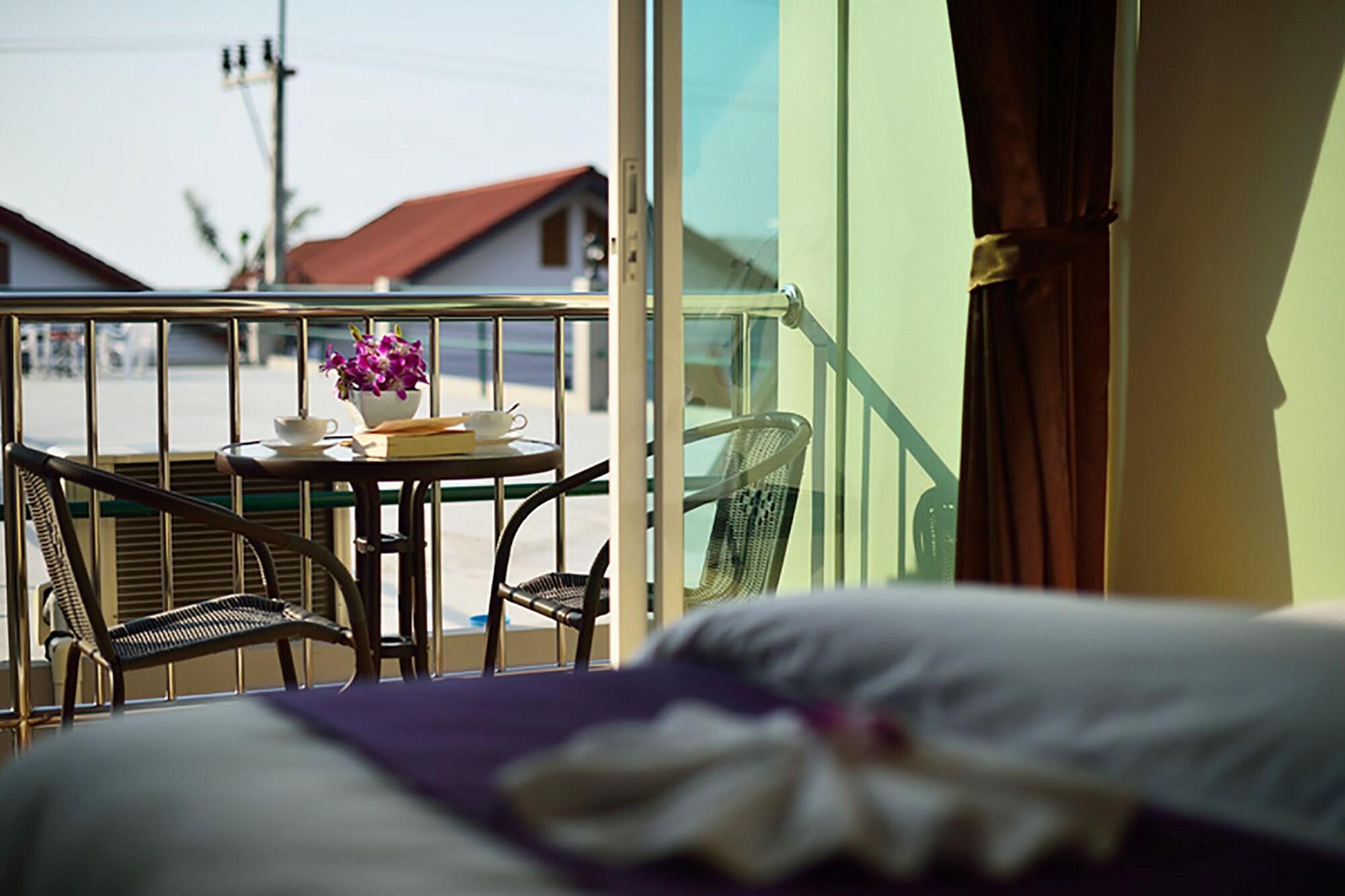 At Kamala Hotel Exteriér fotografie